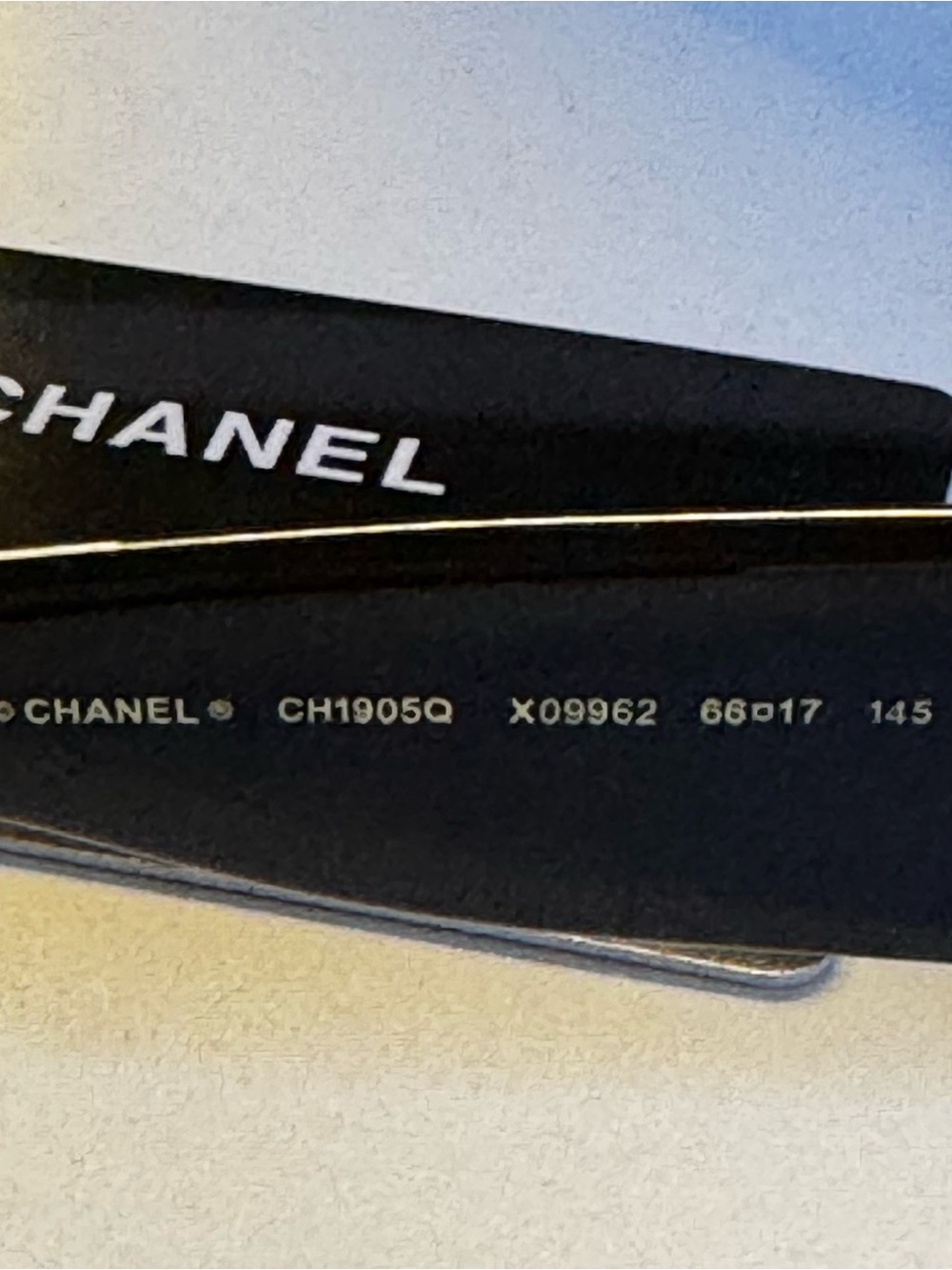 CHANEL Black and White Rectangular Sunglasses with Grey Lenses - Picture 4 of 5